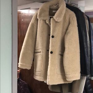 Brand new without tags MANGO teddy coat